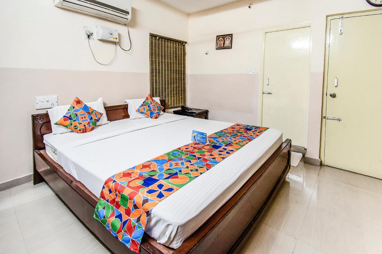 Fabhotel Aditya Yatri Nivas - Nr Tirupati Railway Station Exterior foto
