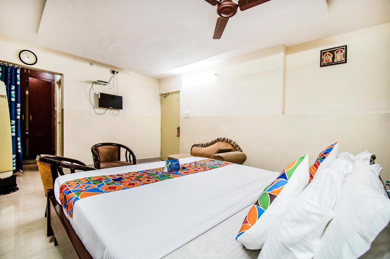 Fabhotel Aditya Yatri Nivas - Nr Tirupati Railway Station Exterior foto